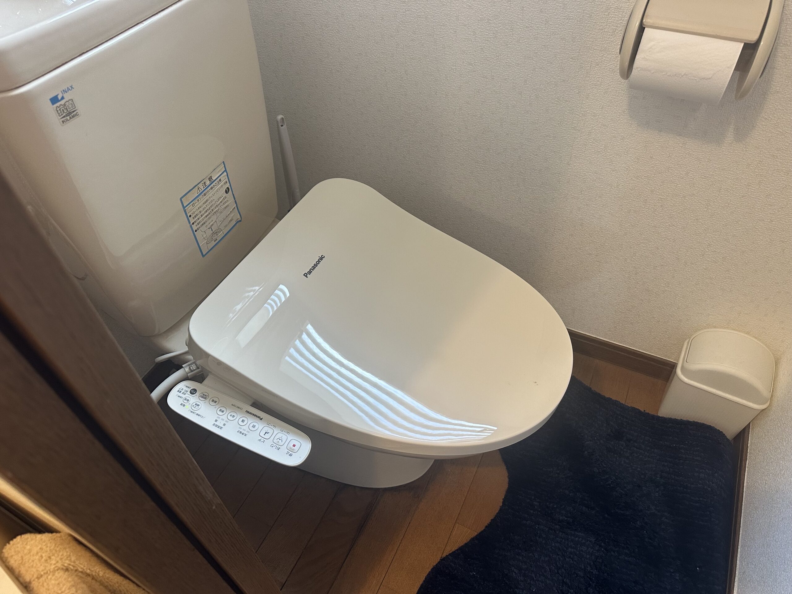 トイレ便座ユニット交換後の状態